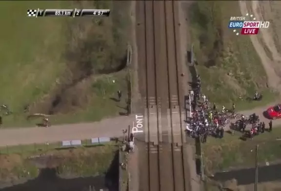 Interfère avec le train Paris - Roubaix 2015