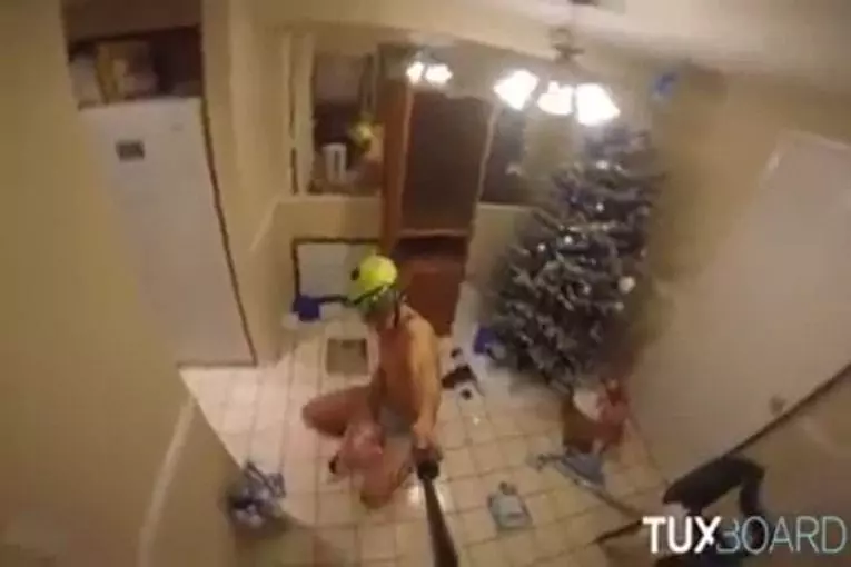 ThugLife sur un jouet pour enfant