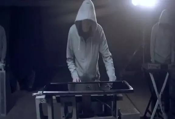Manipulation du feu de l’eau et de l’électricité