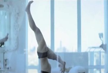 Le plus incroyable vidéo de Yoga