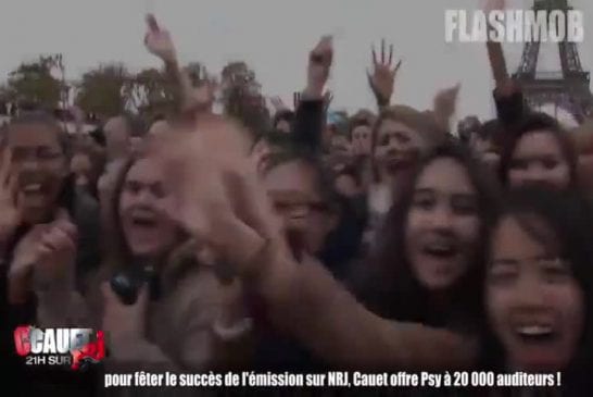 Cauet et Psy au Trocad ro - Gangnam Style Flashmob in Paris - C Cauet sur NRJ