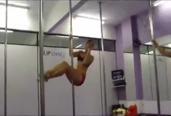 Un combat de Pole Dance