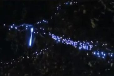 A Brighton les illuminations de noël sexuelles font le buzz