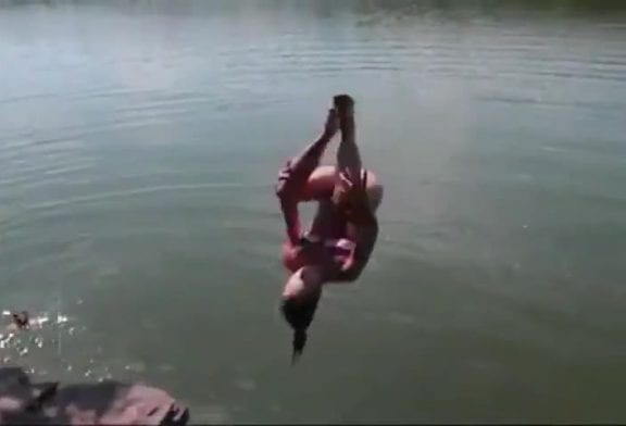 Plongeon raté d'une falaise