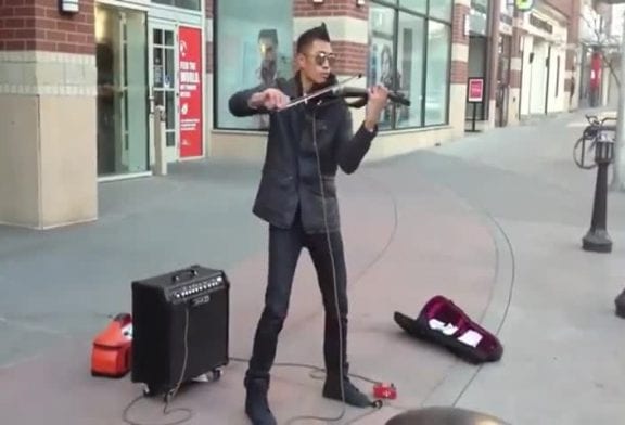 Musicien de rue incroyable