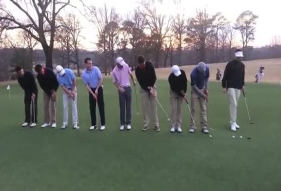 9 golfeurs font un putt en même temps dans le même trou