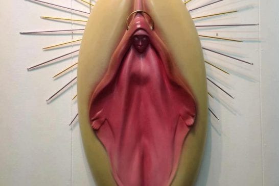 La sainte vierge en clitoris