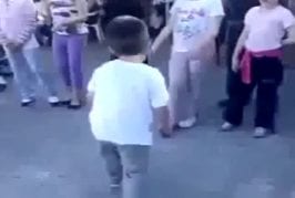 Bébé smooth criminal