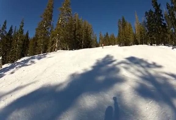 Jouer du trombone en faisant du ski alpin