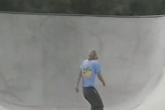 Grosse baffe avec son skate