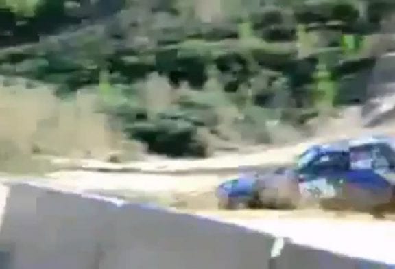 Crash en voiture de rallye