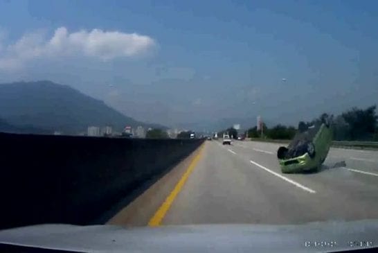 Tonneaux sur l’autoroute