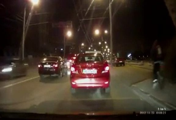 Vélo fail sur le trottoir