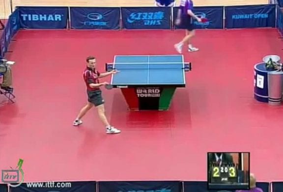 Gagner le point par derrière le dos au tennis de table