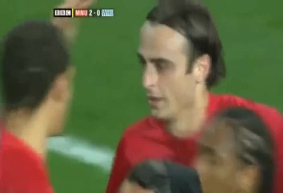 Geste technique et super goal de football