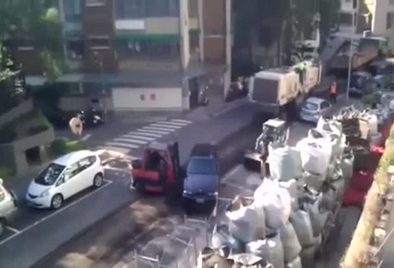 Ne pas stationner à proximité d’un chantier de construction