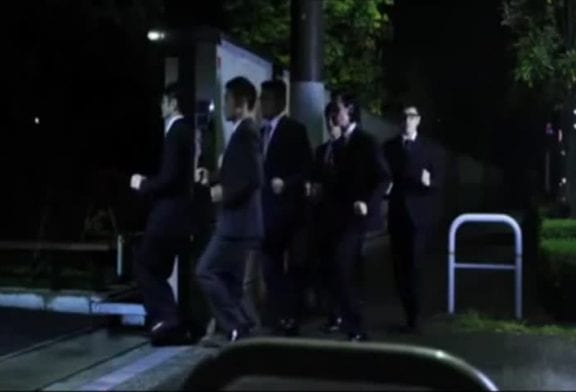 Japonais synchronisé au ralenti