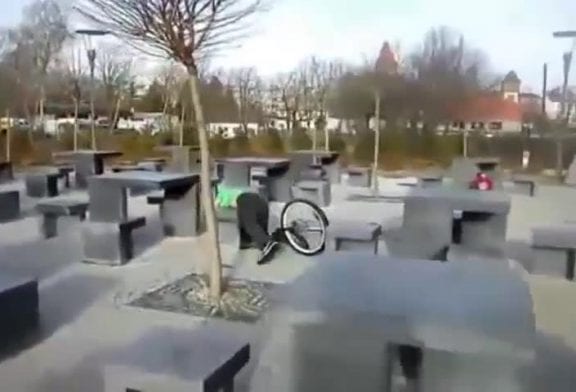 Faceplant en vélo de trial