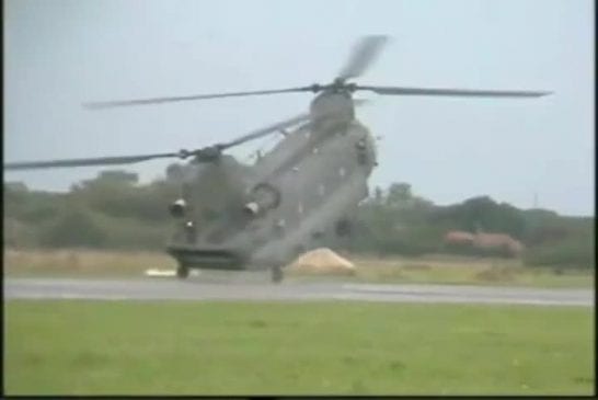 Hélicoptère volant génial compétences