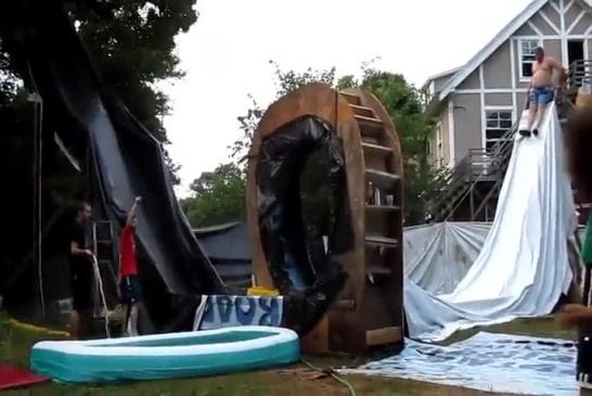 Extraordinaire toboggan dans un jardin