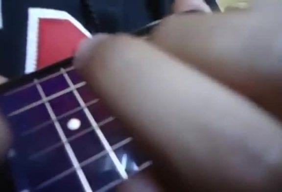 Incroyable solo de guitare sur Ipod