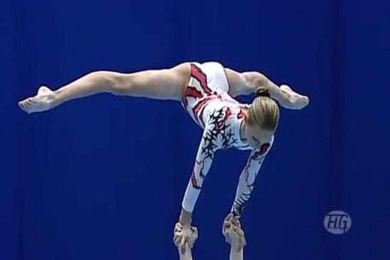 Gymnastique acrobatique