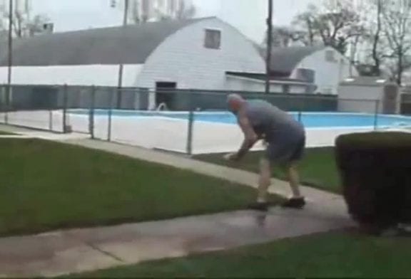 Réaliser un projectile avec du Coca-Cola et un mentos