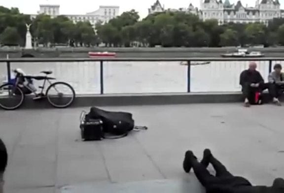 Danseur de rue incroyable