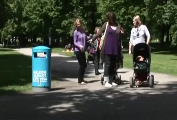 Une poubelle très profonde