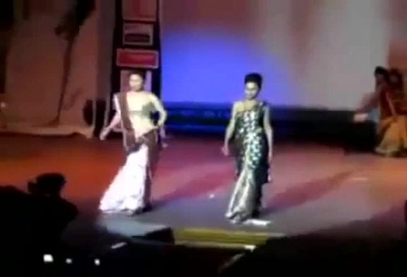 Mannequin qui tombe de la scène