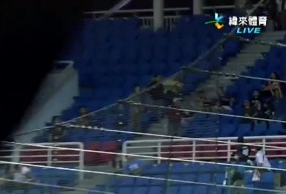 Le pire papa chinois fan de baseball