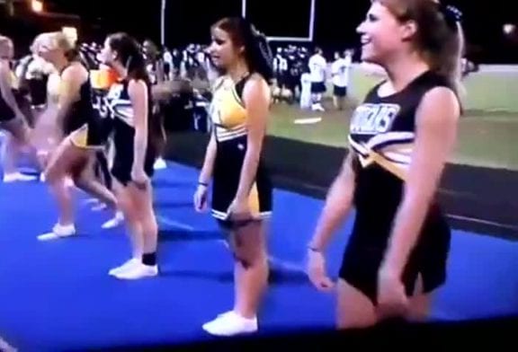 Pom-pom girl FAIL
