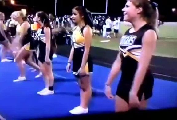 Pom-pom girl FAIL