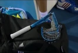 Casser 4 raquettes de tennis en 30 secondes