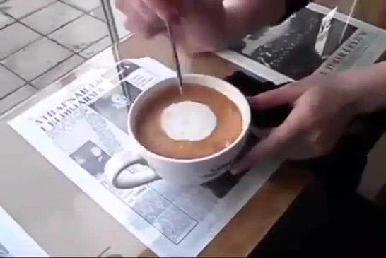 Faire de l’art dans une tasse de café