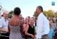 Bébé arrête de pleurer dans les bras d'Obama