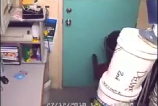 Cambrioleur piégé pendant le casse