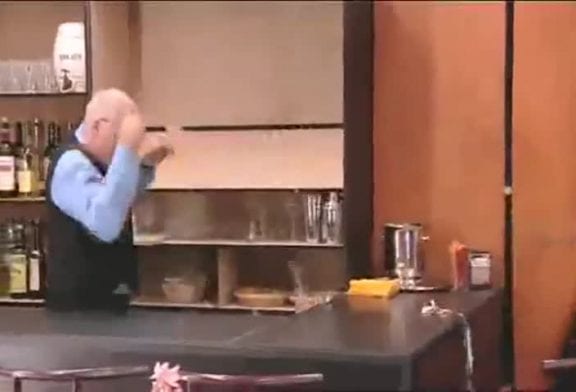 Blague du garçon de café sourd