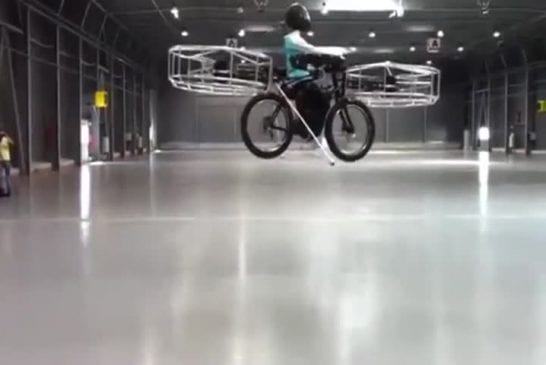 Incroyable bicyclette volante