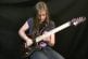 Fille de 14 ans joue Eruption de Van Halen
