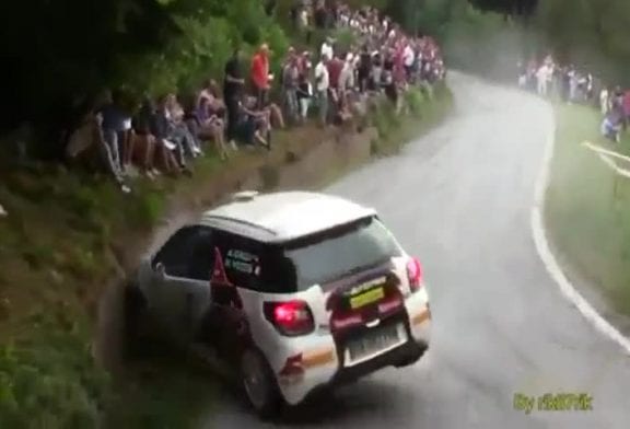 Compilation d’accidents de rallye automobile 2011