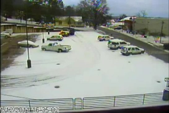 Parking remplit de neige FAIL