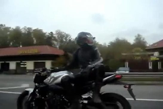 Stunt d’un biker fou