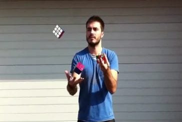 Comment resoudre un rubik’s cube en jonglant