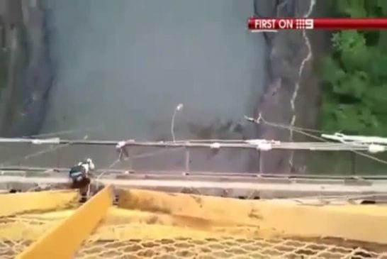 L’elastique craque lors d’un saut à l’élastique