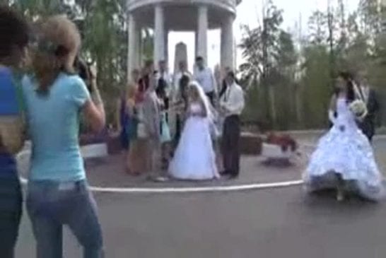 Un mariage russe fini en grosse baston