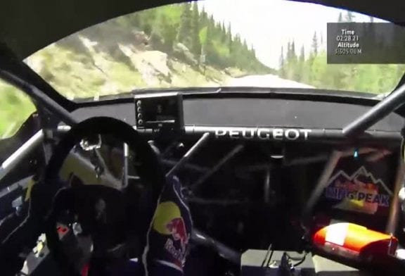 Peugeot 208 T16 Pikes Peak avec Sébastien Loeb