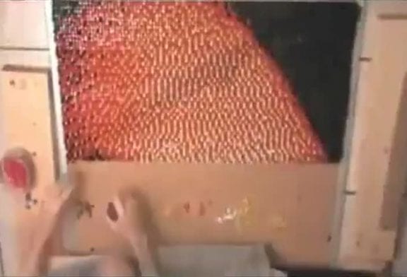 Art incroyable avec des punaises