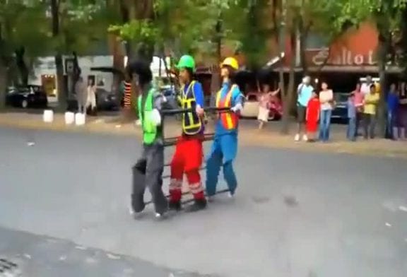 Pendant ce temps dans la ville de Mexico