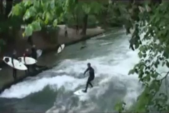 Surf dans la ville